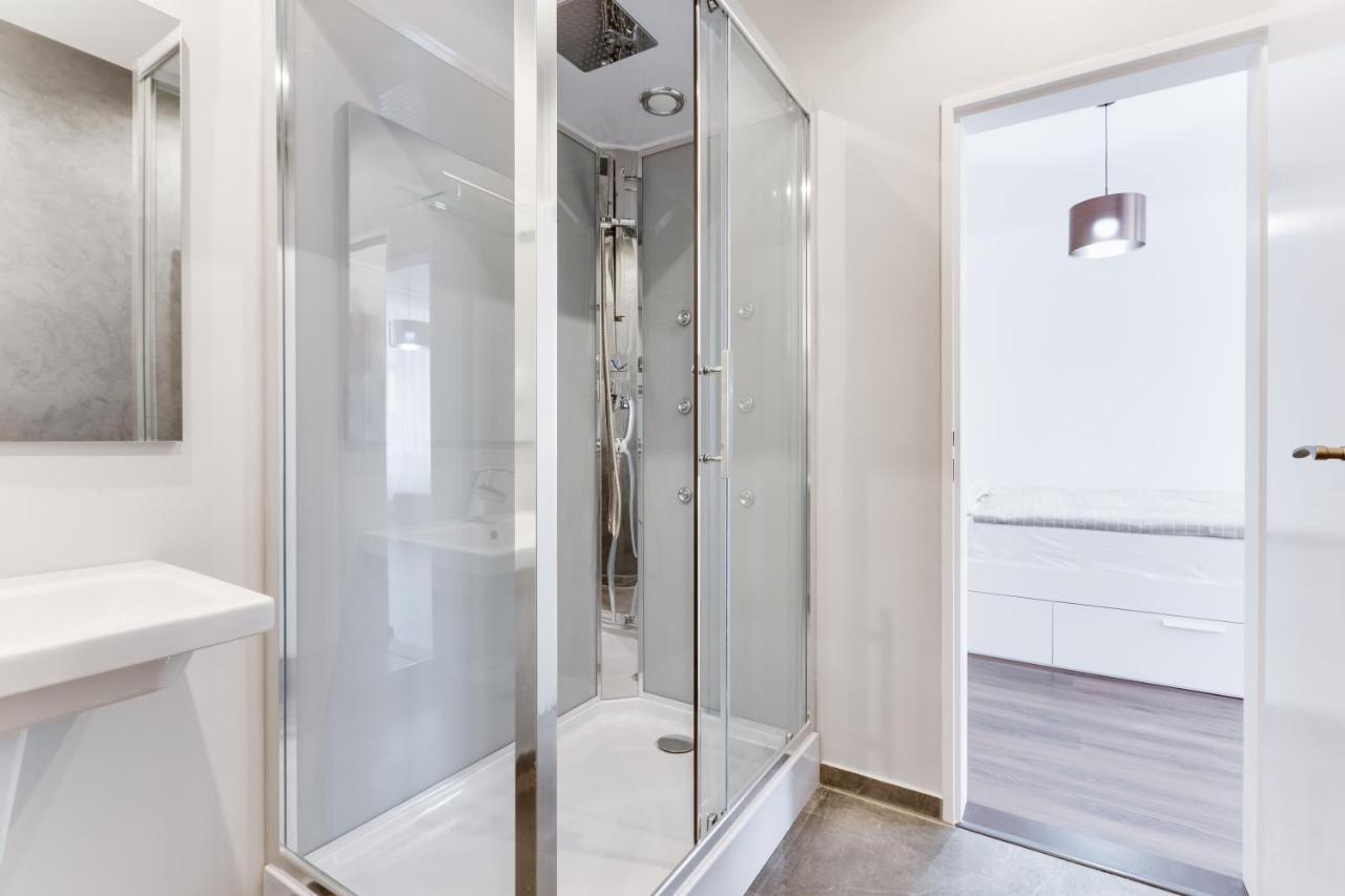 Free Days Luxury Apartment Praha Eksteriør bilde